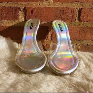 Soda | Clear Heels